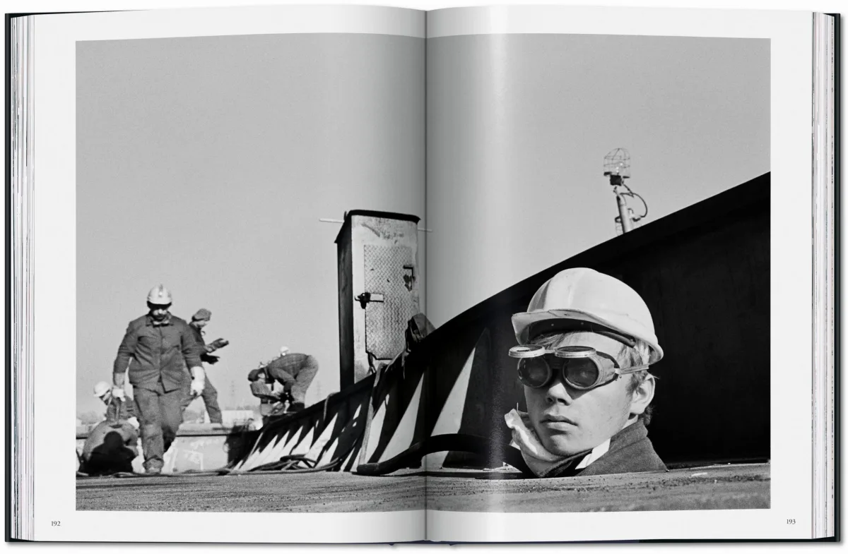 Sebastião Salgado. Workers. An Archaeology of the Industrial Age